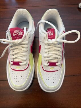 Nike Air Force 1 Size 5.5 New Without Box